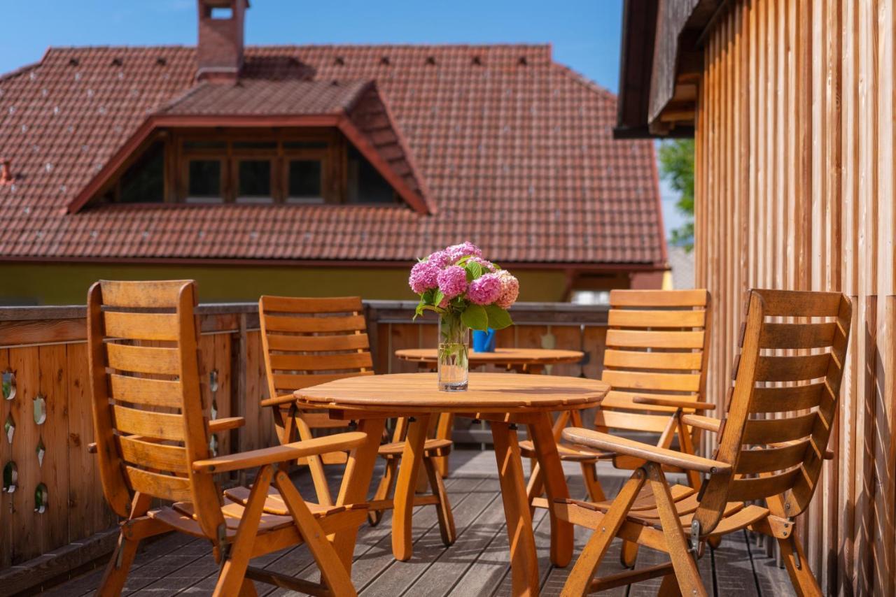 Stol Apartments Zirovnica Exterior photo
